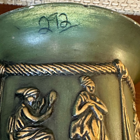 🌟HP🌟VTG 1970s Arnel's Green Ceramic Neoclassical Planter Urn Made in USA - Picture 10 of 12